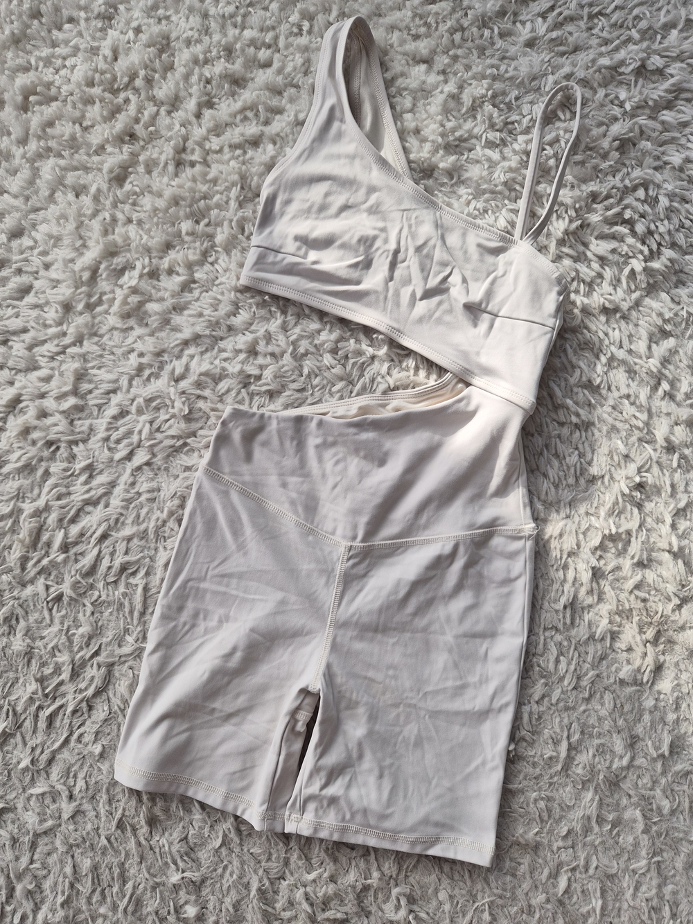Forever 21 One-Shoulder Cutout Active Romper Cream - XS